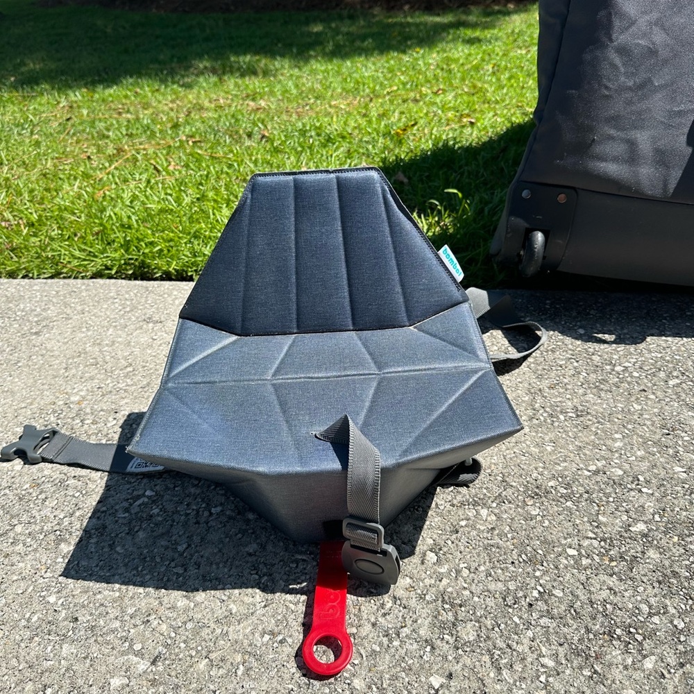 Bumbol pop up booster seat